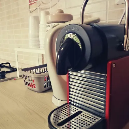 לינה וארוחת בוקר Tesori Di *