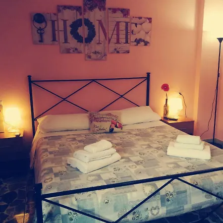 לינה וארוחת בוקר Tesori Di *